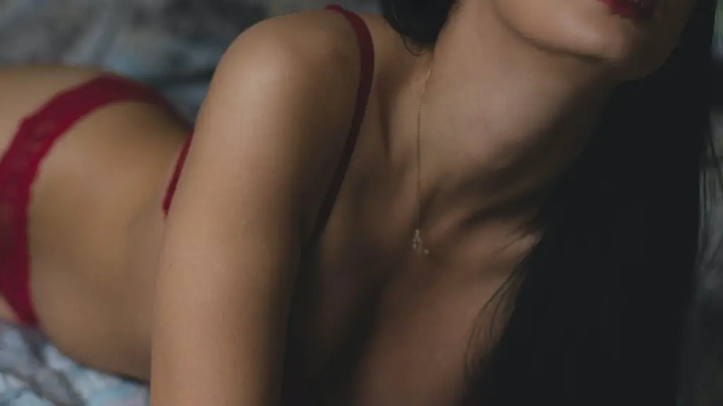 What is the tone in to his coy mistress?